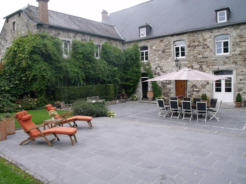 Le Richmond Hotel Godinne Buitenkant foto
